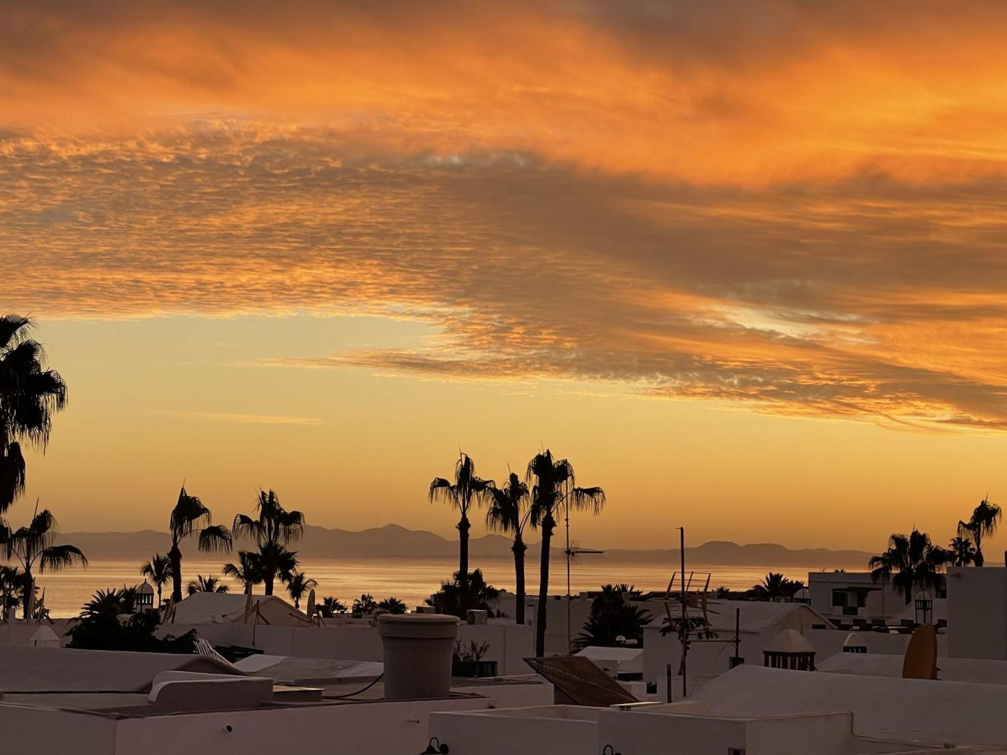 Casahost La Barraca Sunset Villa Puerto del Carmen  Exterior photo